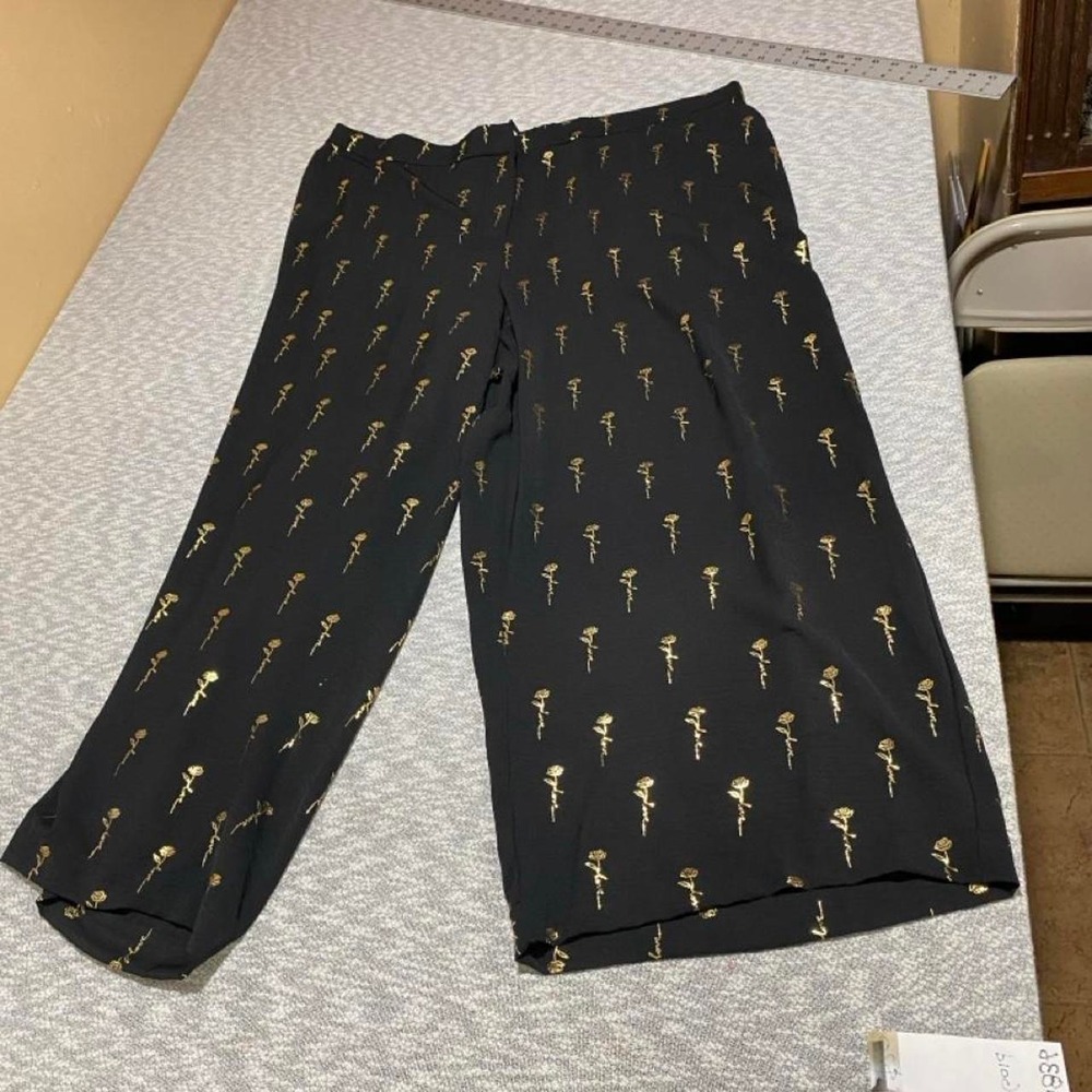 Nina Parker black & gold rose print wide leg pants NWT $79‎ Size 3XL. SKU-A836